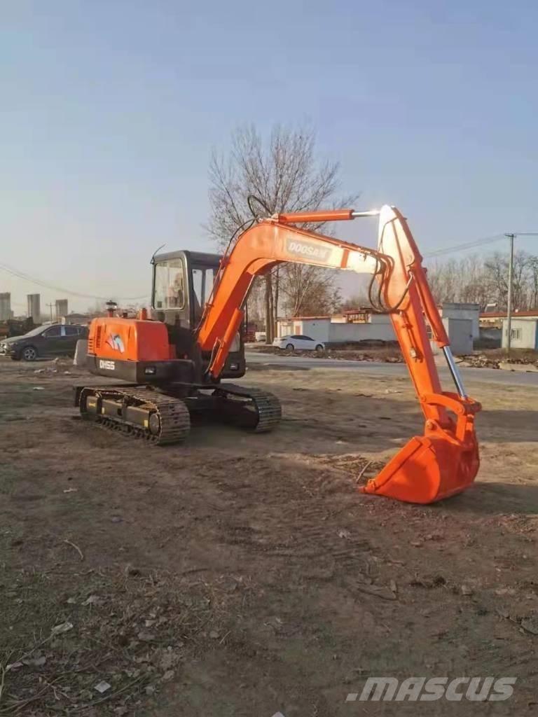 Doosan DH55 Mini excavators < 7t