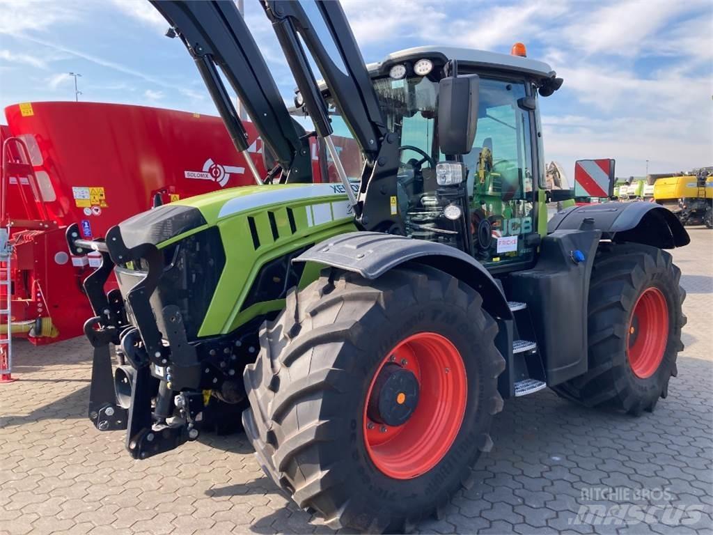 JCB Fastrac 4220 Tractors