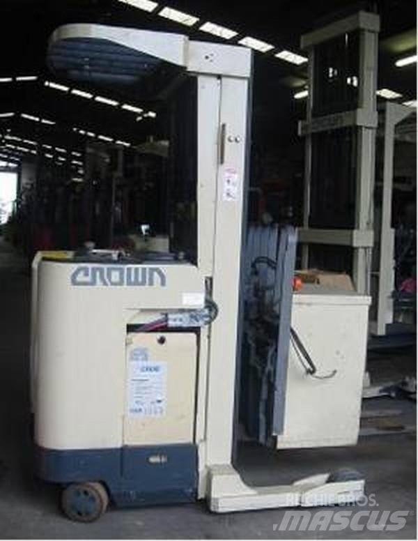 Crown 35RRTT210 Reach truck