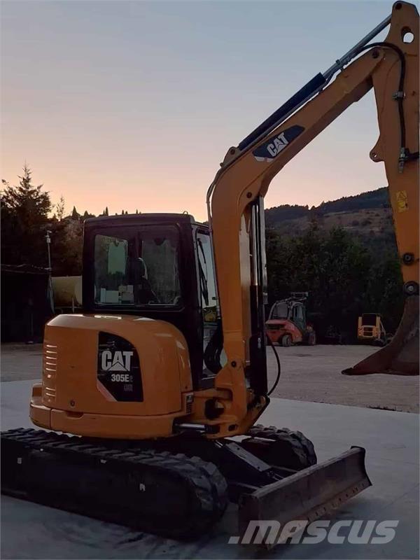 CAT 305CCR Mini excavators < 7t