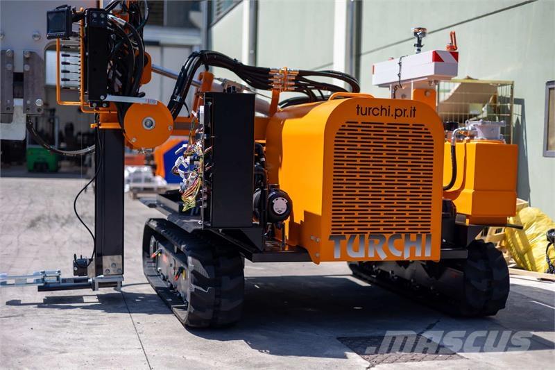  TURCHI 300F Vibratory pile drivers