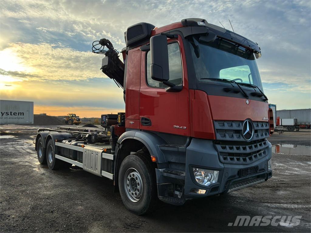 Mercedes-Benz 2643 Demountable trucks