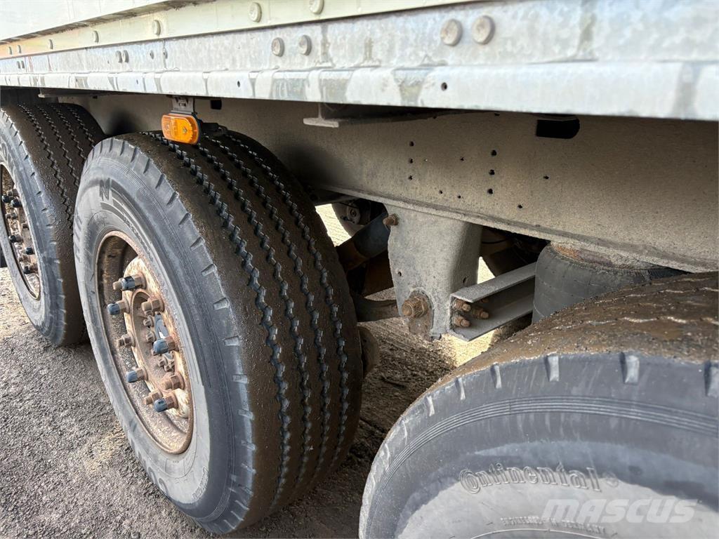 Schmitz 3aks Box body semi-trailers