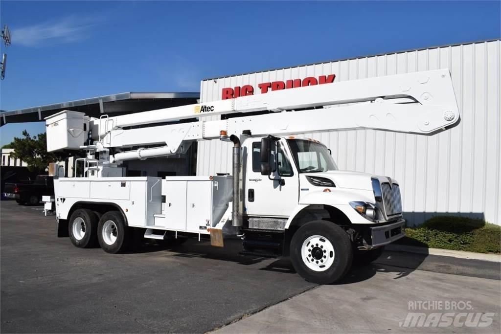 Altec A77T Truck mounted aerial platforms