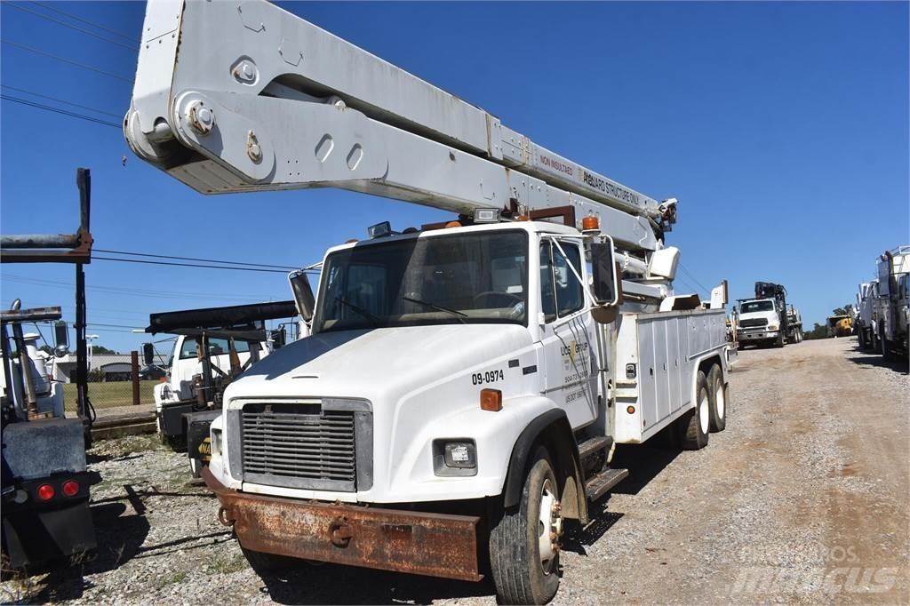 Altec A77T Truck mounted aerial platforms
