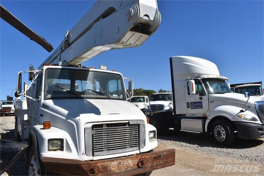 Altec A77T Truck mounted aerial platforms