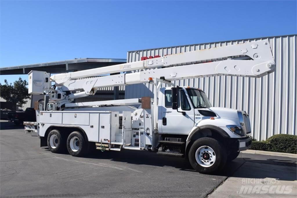 Altec A77TE93 Truck mounted aerial platforms
