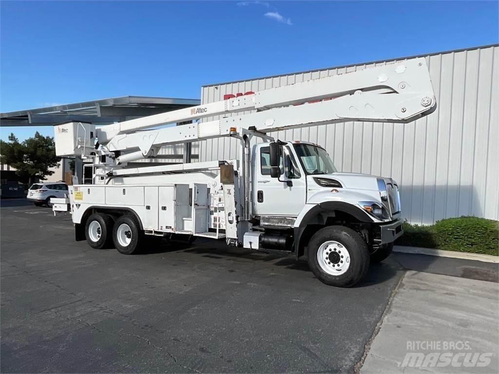 Altec A77TE93 Truck mounted aerial platforms