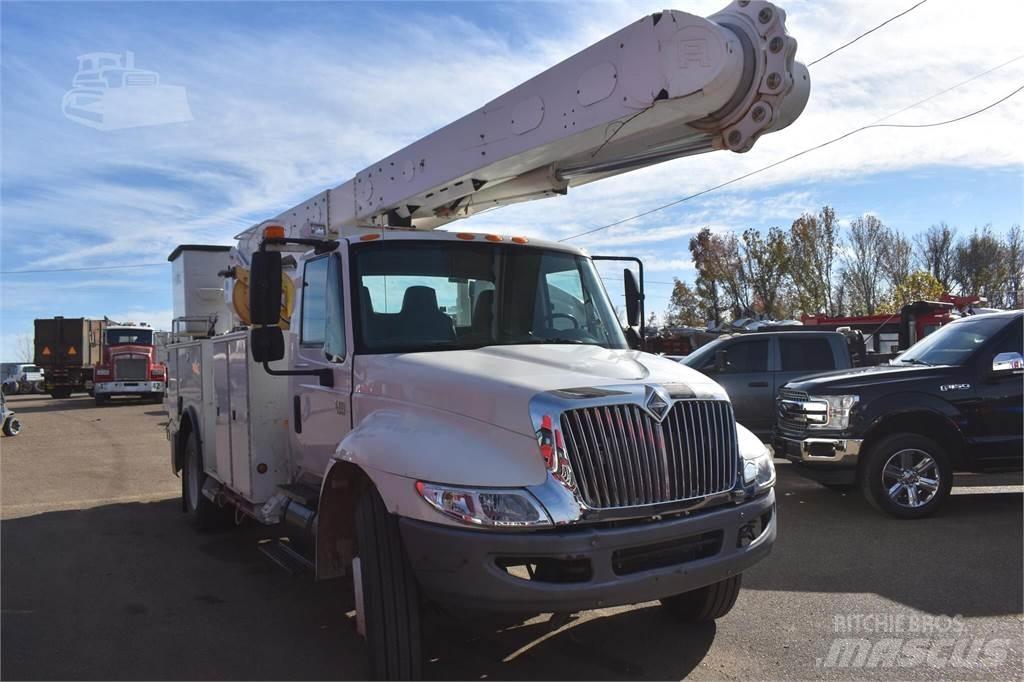 Altec AM55E Truck mounted aerial platforms