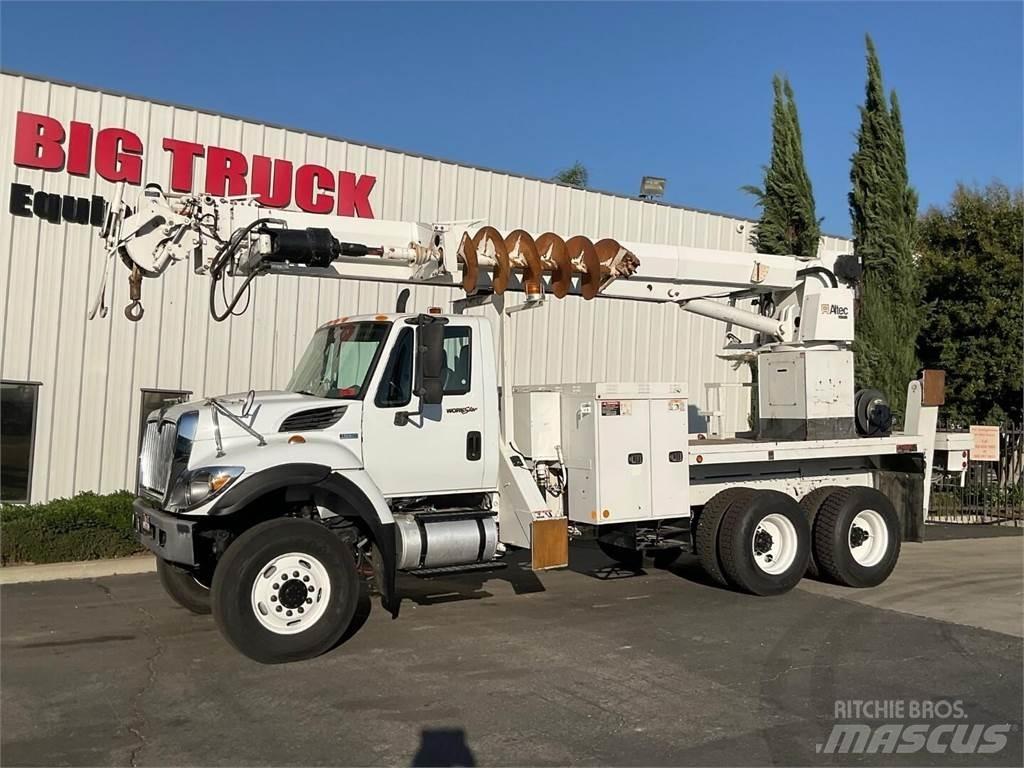 Altec D3060ATR Mobile drill rig trucks