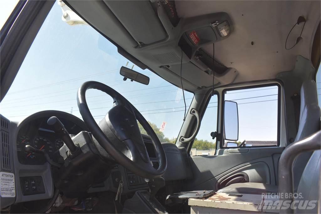 Altec L36A Truck mounted aerial platforms