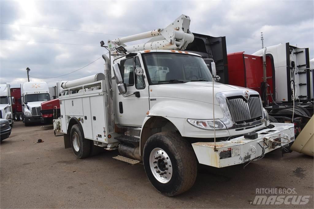 Altec TA37M Truck mounted aerial platforms