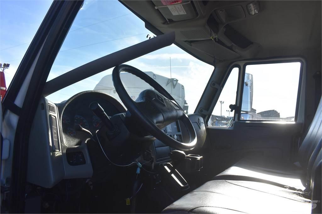 Altec TA41M Truck mounted aerial platforms