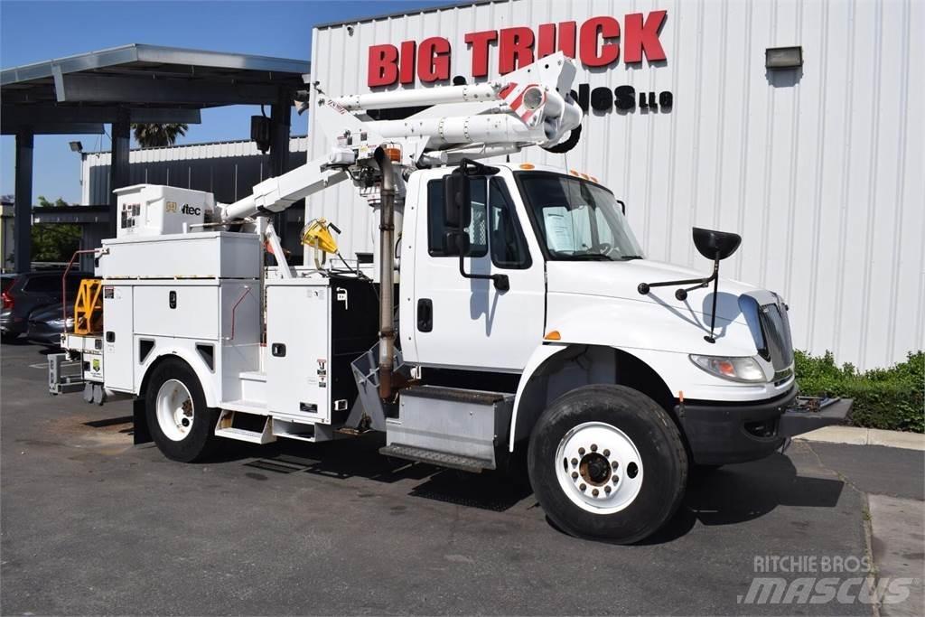 Altec TA41M Truck mounted aerial platforms