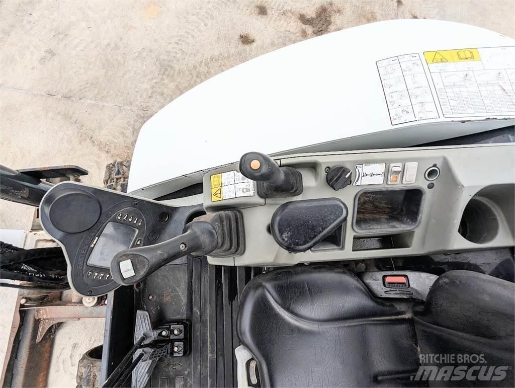 Bobcat E32I Mini excavators < 7t