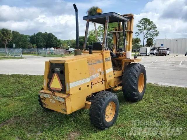CASE 585E Rough terrain truck