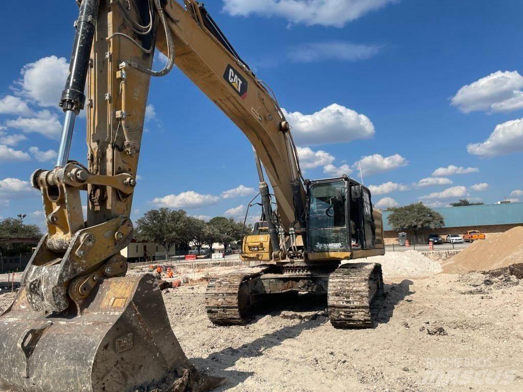 CAT 336 Crawler excavators