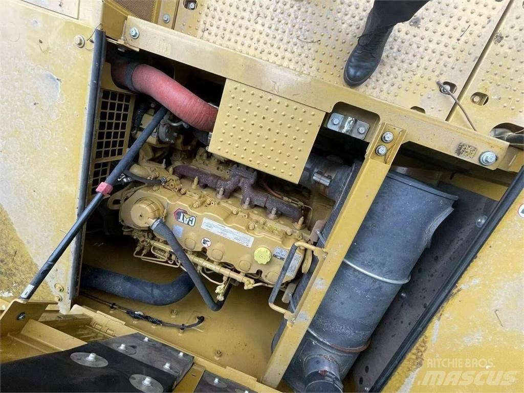 CAT 336 Crawler excavators