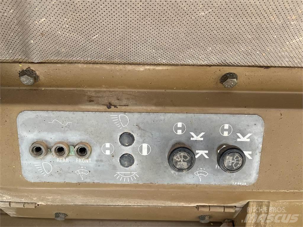 CAT 963 Crawler FEL's