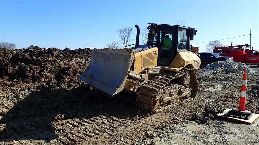 CAT D5 Crawler dozers