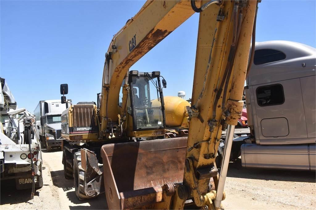 CAT M318 Wheeled excavators
