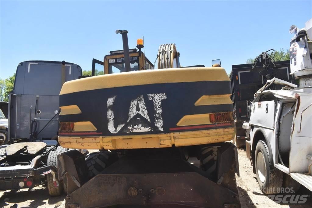 CAT M318 Wheeled excavators