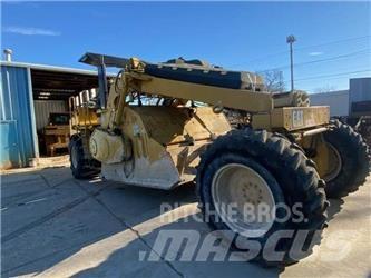 CAT RM-300 Asphalt recyclers