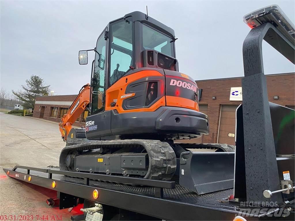 Develon DX55R-7 Mini excavators < 7t