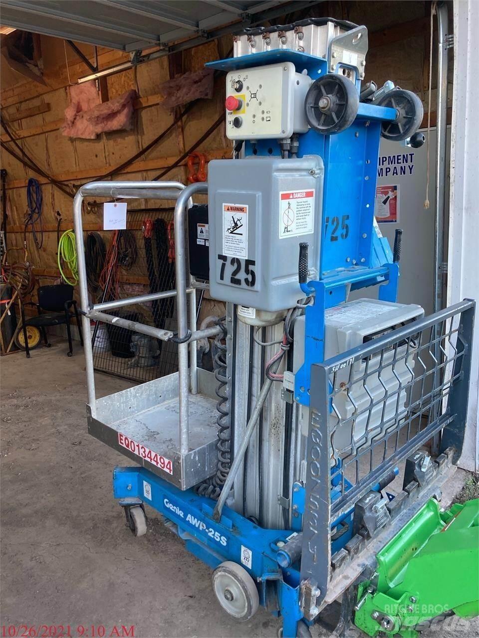 Genie AWP25S Vertical mast lifts