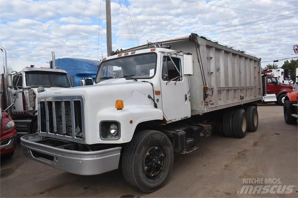 International S2600 Tipper trucks