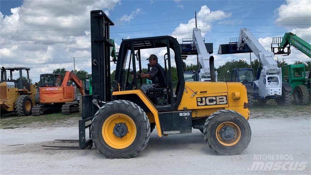 JCB 930 Rough terrain truck