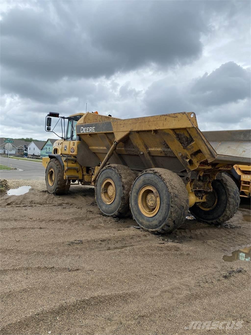John Deere 300D Articulated Haulers