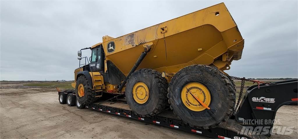John Deere 460E Water tankers