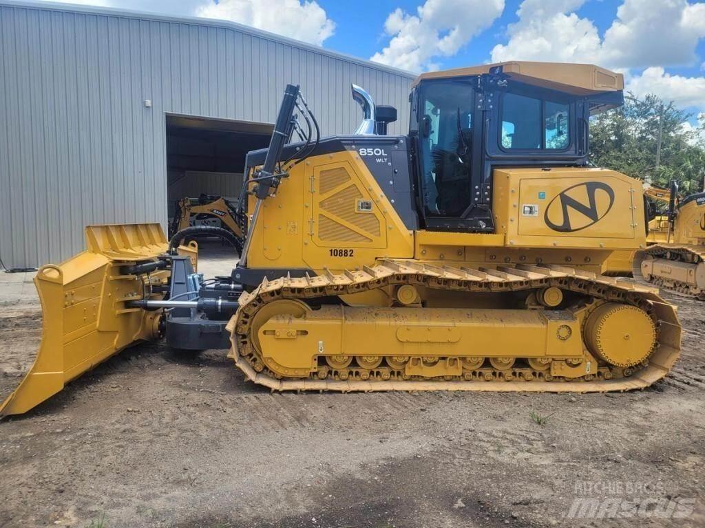 John Deere 850L WLT Crawler dozers