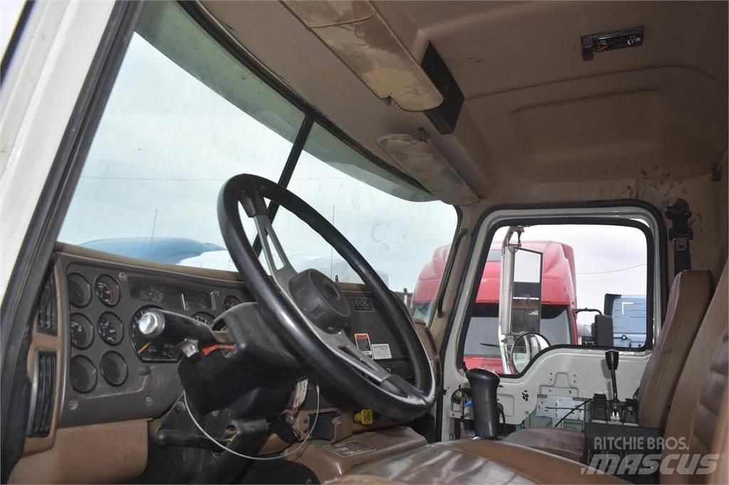 Mack GRANITE CV713 Tipper trucks