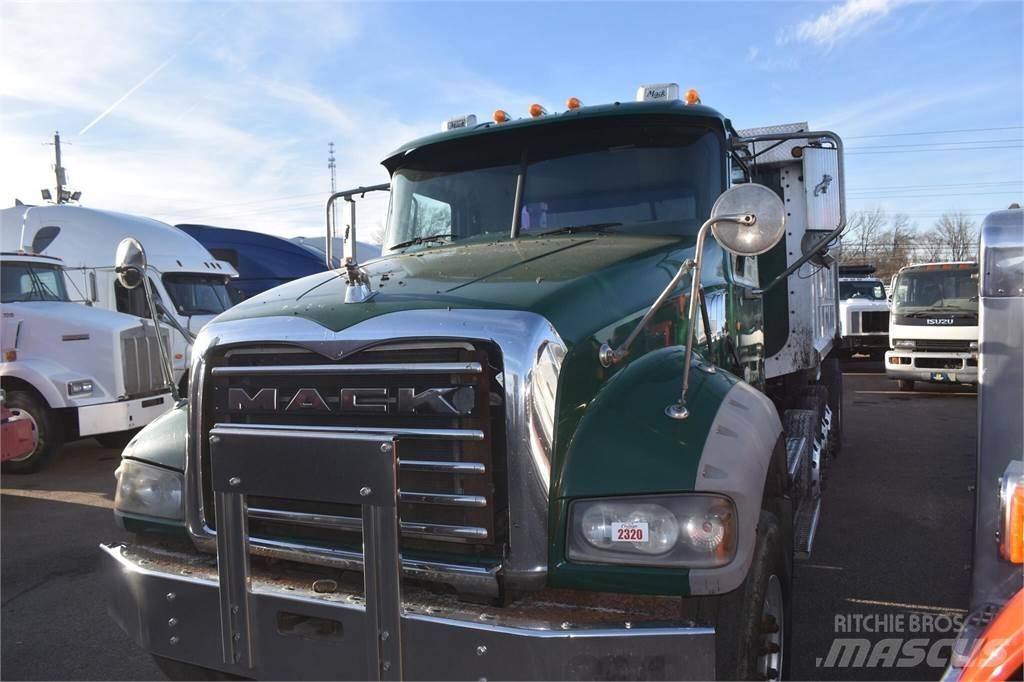 Mack GRANITE GU713 Tipper trucks
