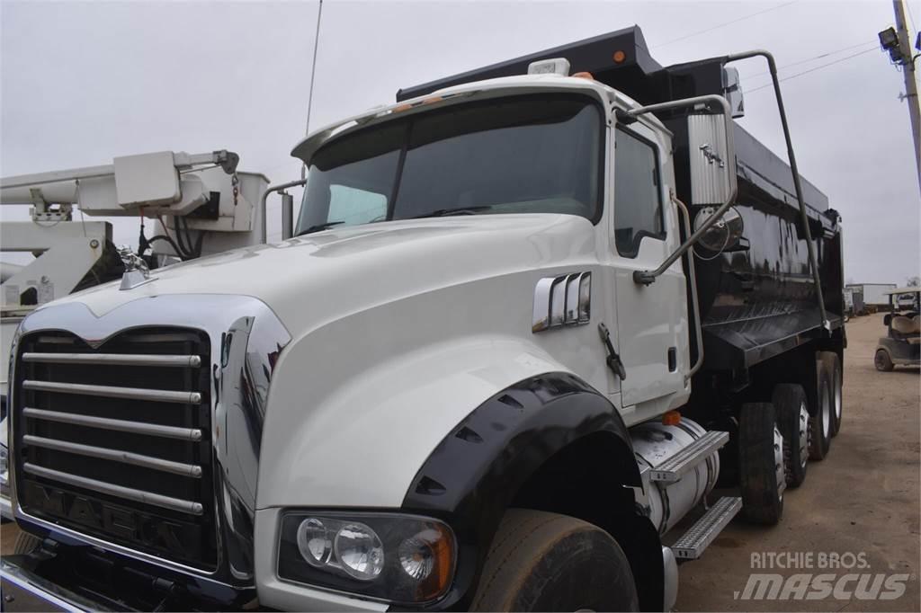 Mack GRANITE GU713 Tipper trucks