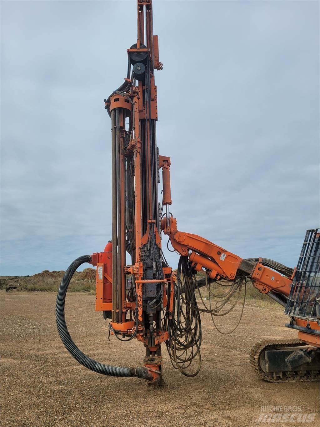 Sandvik DP1500 Surface drill rigs