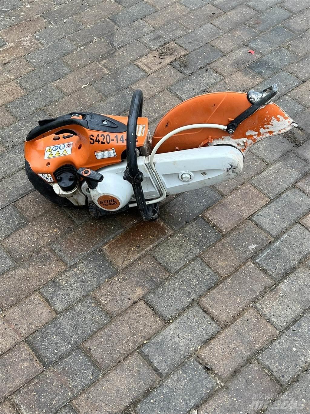 Stihl TS420 Rock and Concrete Saws
