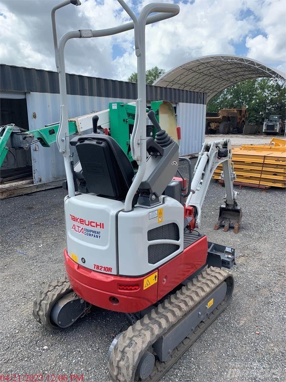 Takeuchi TB210R Mini excavators < 7t