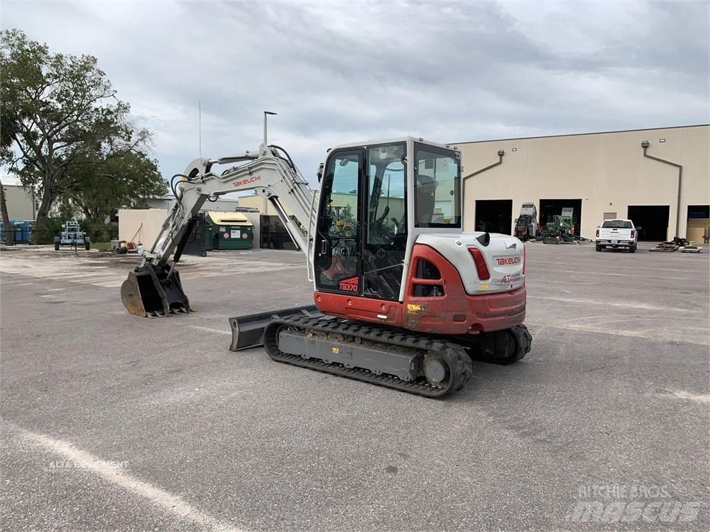 Takeuchi TB370 Crawler excavators