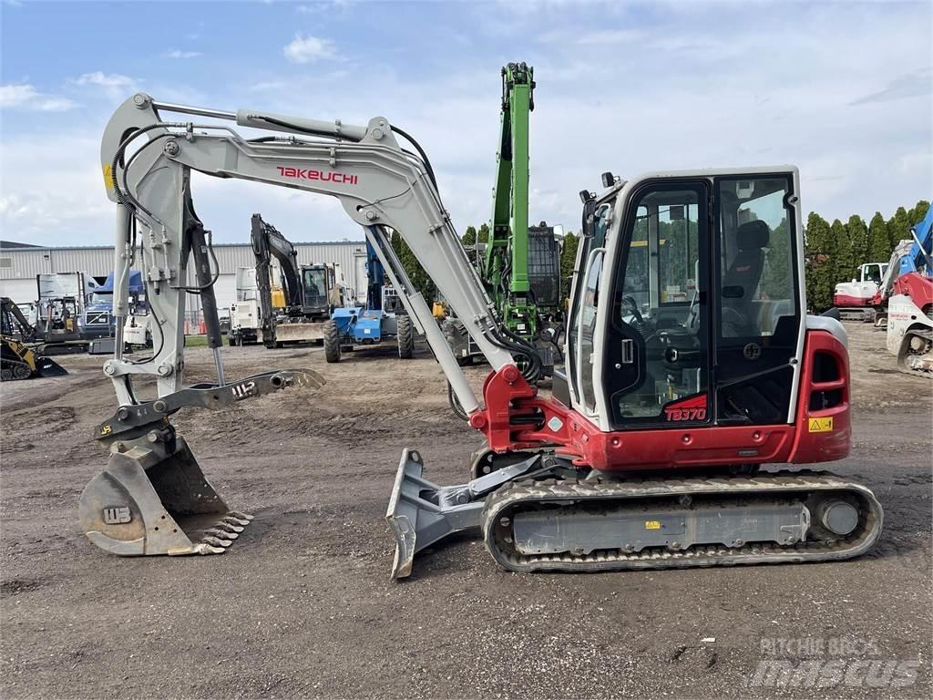 Takeuchi TB370 Crawler excavators