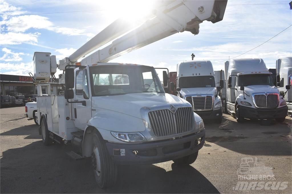 Terex HR5TC-55 Truck mounted aerial platforms