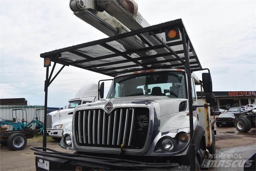 Terex XT PRO 60 Truck mounted aerial platforms