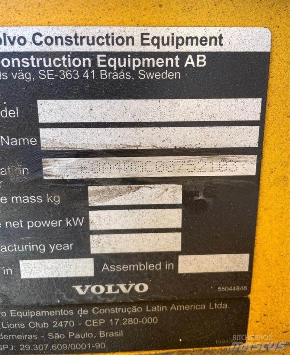 Volvo A40G Articulated Haulers