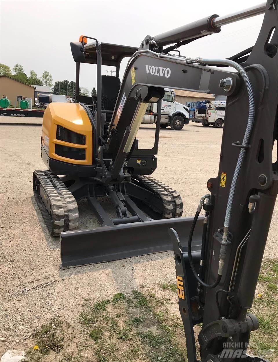 Volvo EC35D Mini excavators < 7t