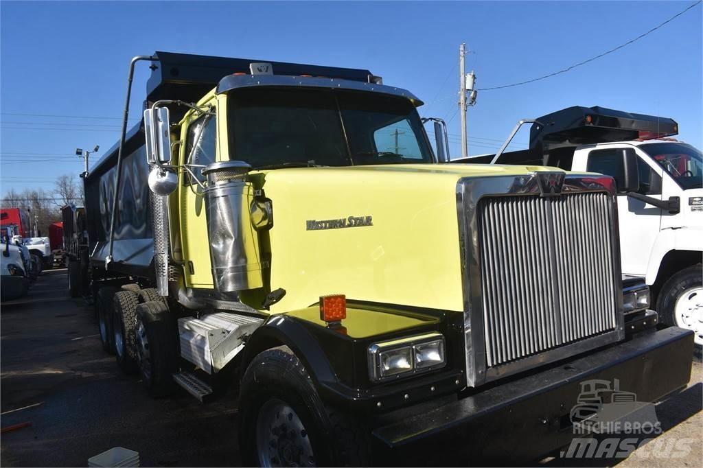 Western Star 4900 Tipper trucks