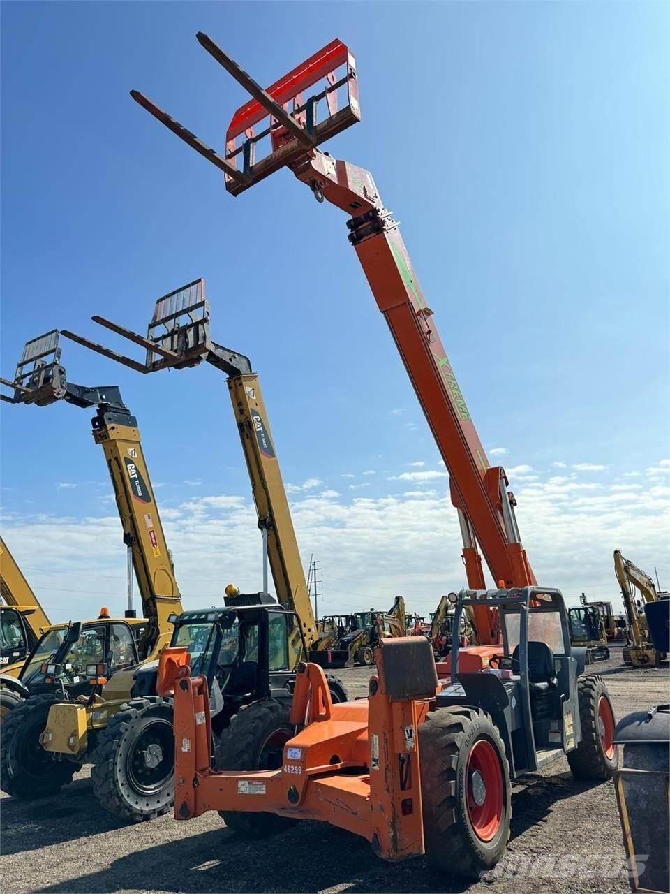 Xtreme MFG XRM1254 Telescopic handlers