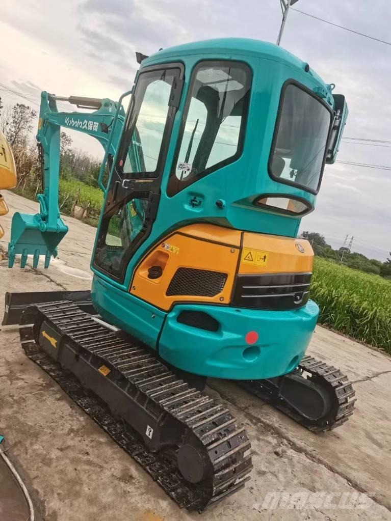 Kubota KX 135 Crawler excavators