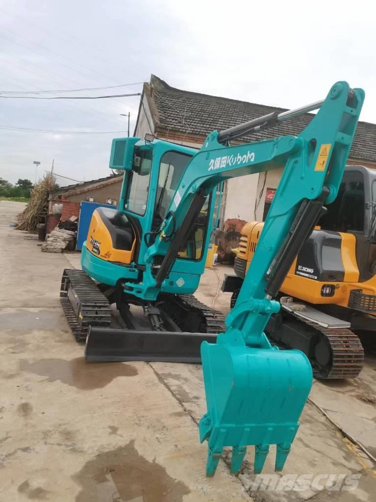 Kubota KX 135 Crawler excavators